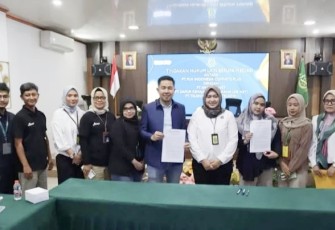 Konferensi pers Kejari Depok bersama PLN Icon Plus di Depok