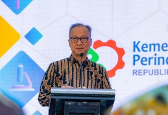 Menperin Agus Gumiwang Kartasasmita 