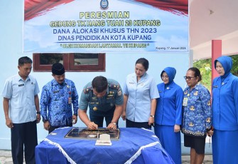 Danlanudal Kupang saat Peresmian TK Hang Tuah 23 