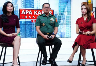 Kapuspen TNI Mayjen TNI Nugraha Gumilar saat kunjungan kerjanya ke Redaksi  tvOne di Pulogadung, Jakarta Timur, Rabu (17/01/2024).