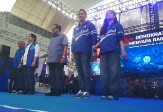Acara kampanye terbuka Partai Demokrat "Demokrat Menyapa Rakyat", yang digelar di Alun-Alun Karanganyar, Senin (22/1/2024).