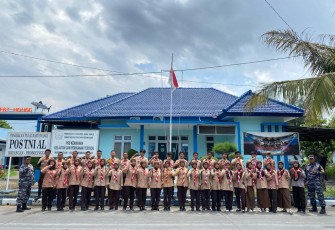 Babinpotmar Lanal Banyuwangi Berikan Sosialisasi Kebaharian Kepada Pelajar 