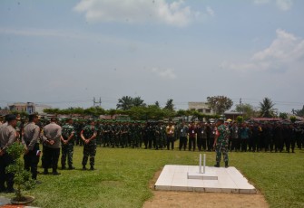 elaku Dansatgas Pam VVIP Kunjungan Kerja Presiden RI Joko Widodo ke Kabupaten Padang Lawas, Danrem 023/KS Kolonel Inf Lukman Hakim mengucapkan terima kasih kepada Seluruh personel Satgas PAM VVIP dan pihak yang telah mendukung berjalannya kegiatan kunjungan  Presiden  dapat berjalan aman dan Lancar Jumat (15/03/2024)