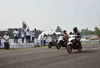 Lomba balap motor konversi di Sentul, Bogor, Minggu (22/9)