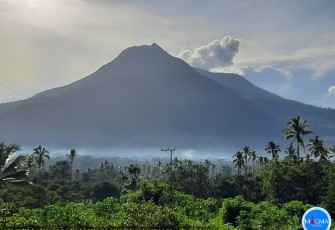 Gunung api Lewotobi Laki-laki provinsi NTT