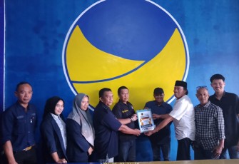 Windra dan Ramli Kembalikan Formulir Pendaftaran Bacalon Bupati-Wakil Bupati Kepahiang ke Partai Nasdem