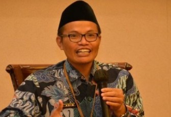 Direktur Urusan Agama Islam dan Pembinaan Syariah, Kementerian Agama Adib