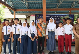 Foto Bersama usai acara
