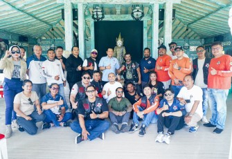 Bamsoet saat menerima Pengurus Motor Besar Indonesia Bali di Bali, Jumat (27/12/28).