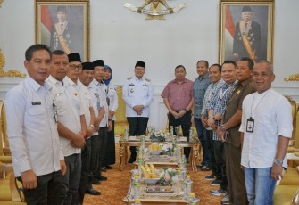 Gubernur Rohidin Mersyah menggelar audiensi bersama jajaran PT. Telkom pusat terkait tawaran MoU dalam pengelolaan gedung yang dimiliki oleh Pemerintah Provinsi Bengkulu