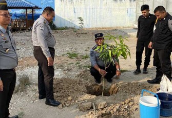 Lapas Binjai saat Tanam Pohon di seputaran Blok Hunian, Selasa (06/02/2024).