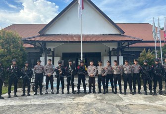 Polres Sekadau dan BKO Brimob