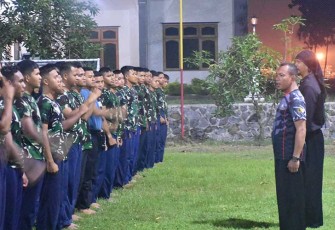 Ratusan Pesilat saat Berlatih Bersama Prajurit Tidur Dalam Wing Udara 2