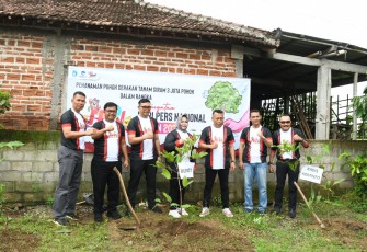 Komandan Kodim 0802/Ponorogo, Letkol Inf Dwi Soerjono hari ini menghadiri acara Peringatan Hari Pers Nasional (HPN) tahun 2024 bertempat di Pondok Jambu (Wisata Agro dan Kuliner) Jl. Laksamana Yos Sudarso Gg. II Lingkung 2 Brotonegaran, Kota / Kabupaten Ponorogo, Sabtu (09/03/2024)