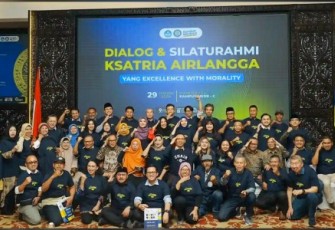 Foto Bersama usai Dialog dan Silaturahmi Ksatria Airlangga. Senin, (29/1/2024). 