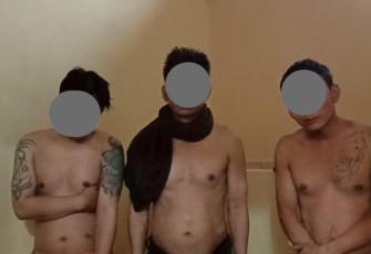 Tiga tersangka saat diamankan