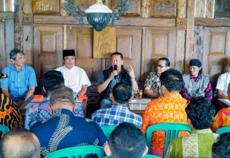 Bamsoet dalam kunjungan hari ke-20 di Dapil-7 Jawa Tengah saat mengikuti Ngobrol Perkara Iman (NGOPI) Lintas Agama di Banjarnegara, Selasa (6/2/24).