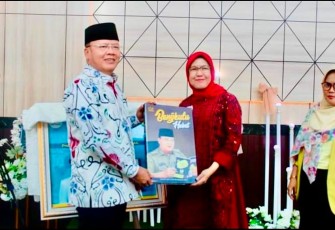 Launching Buku Bengkulu Hebat karangan Gubernur Lulusan terbaik Universitas Gajah Mada (UGM) Prof. Dr. drh. H. Rohidin Mersyah, MMA 