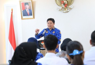 Direktorat Jenderal (Ditjen) Bina Administrasi Kewilayahan (Adwil) dan Dharma Wanita Persaruan (DWP) Adwil Kementerian Dalam Negeri (Kemendagri) melakukan sosialisasi terkait penyakit kanker kepada seluruh pegawai lingkup Ditjen Bina Adwil, Rabu (17/01/2024) di Jakarta
