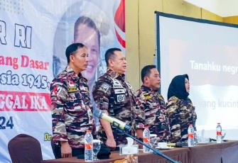 Bamsoet dalam Sosialisasi 4 Pilar MPR RI hari ke-4 kunjungannya ke Dapil-7 Jawa Tengah bersama keluarga besar FKPPI Kabupaten Kebumen, Minggu (21/1/24).