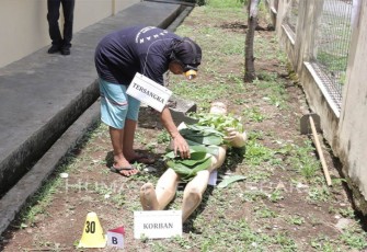 Polres Pasaman Barat saat Gelar Reka Ulang Kasus Pembunuhan di Gedung Serbaguna 