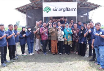 Mendes PDTT Abdul Halim Iskandar mengapresiasi usaha rintisan anak muda di Kalasan Valley, Desa Kalasan, Selomartani, Sleman, DIY, Sabtu (2/3/2024) kemarin.