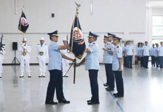 Serah terima jabatan digelar di GOR Antarikshe Makoopsud I, Jakarta. Senin, (19/2/2024).