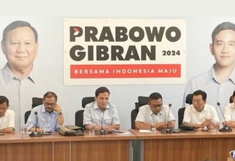 TKN Prabowo-Gibran dalam Konferensi Pers di Media Center Prabowo-Gibran, Jakarta, Senin (5/2/24). 