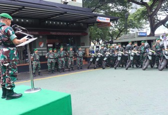 Kasrem 052/Wkr saat Serahkan 55 Unit Motor Dinas kepada Prajurit 