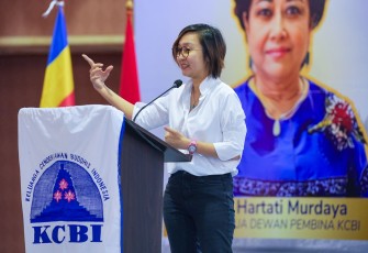 Wakil Menteri Ekonomi Kreatif (Wamen Ekraf) Irene Umar menghadiri pengukuhan Dewan dan pelantikan Dewan Pengurus Pusat Keluarga Cendekiawan Buddhis Indonesia (DPP KCBI)