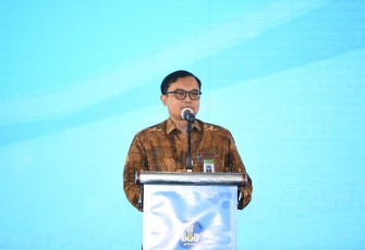 ementerian Pendidikan Dasar dan Menengah (Kemendikdasmen) melalui Direktorat Jenderal Pendidikan Anak Usia Dini, Pendidikan Dasar, dan Pendidikan Menengah (Ditjen PAUD Dikdasmen) secara resmi melaksanakan Penandatanganan Nota Kesepahaman (PKS) Program Revitalisasi Satuan Pendidikan bersama 31 Kepala Dinas Pendidikan Provinsi dan 503 Kepala Dinas Pendidikan Kabupaten/Kota