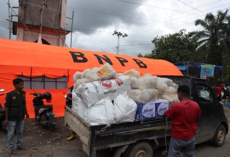 Bantuan korban bencana di Sumatera