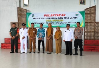 Foto bersama usai acara