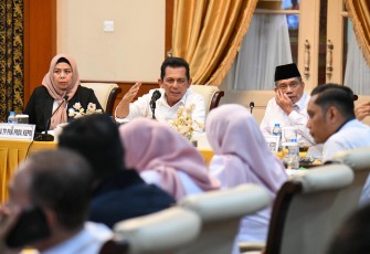 Gubernur Ansar Ahmad Pimpin Rapat Pelaksanaan Program Makanan Bergizi Gratis 