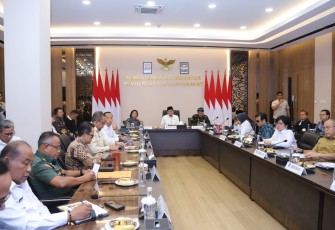 Mensos Saifullah Yusuf saat RTM di Jakarta, Selasa (8/7)