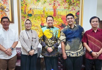 Bamsoet saat menerima perwakilan Blackstone Picture dan Bigbeng Production di Jakarta, Rabu (22/1/25).