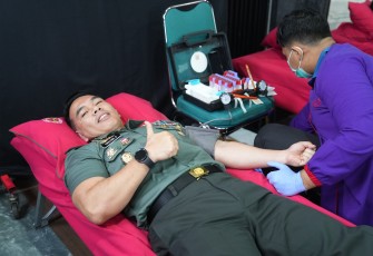 Dispenad Gelar Donor Darah HUT ke-74 Penerangan TNI AD
