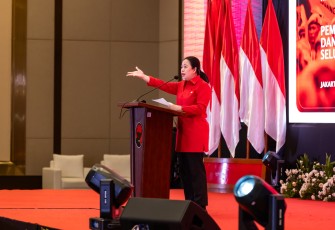Ketua DPP PDI Perjuangan (PDIP) Puan Maharani memberi pembekalan kepada Anggota DPRD yang berasal dari partai berlambang banteng moncong putih