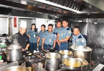 Juru Masak KRI Jajaran Kolinlamil ikuti Pelatihan