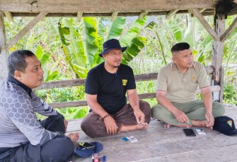 Danramil 0801/03 Arjosari Survey Lokasi Pembangunan Koperasi Desa Merah Putih Tahap 3