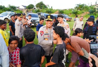 Wakapolri Tinjau Lokasi Banjir Aceh Tamiang