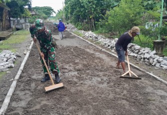 Serda Basori Kerja Bakti Bersama Warga