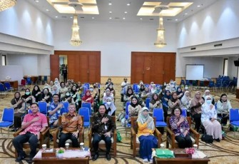 Para peserta Workshop World Cancer Early Detection in Primary Healthcare Celebrating World Cancer Day 2025 di Aula Lantai 10 Gedung Dibaleka II Balai Kota Depok, Jumat (14/03/25)