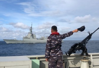 TNI AL Kawal Kapal Perang Spanyol di ALKI III