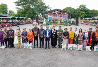 Wali Kota Ajak Umat Kristiani Dukung Dan Sukseskan Program Pemerintah