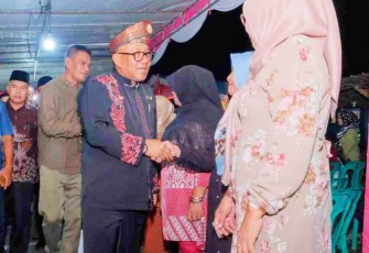 Wali Kota Lis Hadir di Malam Puncak HUT ke-80 RI di RW 006 Pinang Kencana