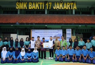 BRI Finance Rayakan Hari Pelanggan Nasional dengan Perkuat Komitmen TJSL Bidang Pendidikan