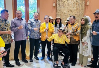 Bamsoet saat menghadiri syukuran ulang tahun ke-80 Akbar Tandjung di Jakarta, Kamis (14/8/25).