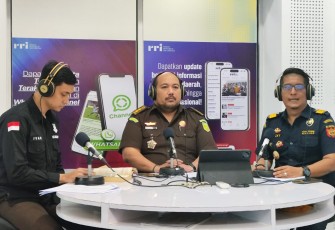 Kegiatan tersebut disiarkan secara langsung melalui Radio Republik Indonesia (RRI) Lhokseumawe, Selasa (16/12/2025).