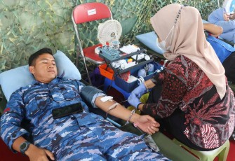 Donor darah prajurit Lanud J.B Soedirman, Jum'at (19/9)